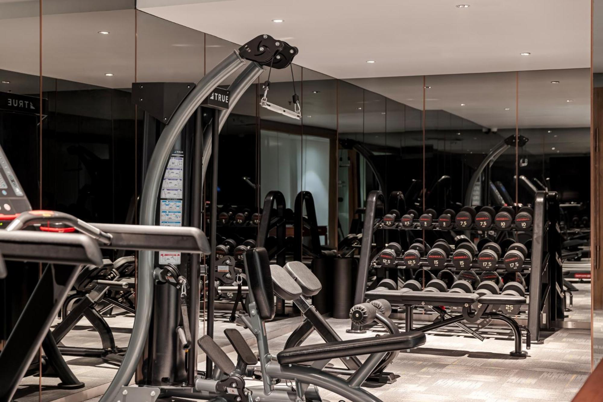 La Siesta Classic Hang Thung Hanoi Exterior photo The gym at The Dorchester