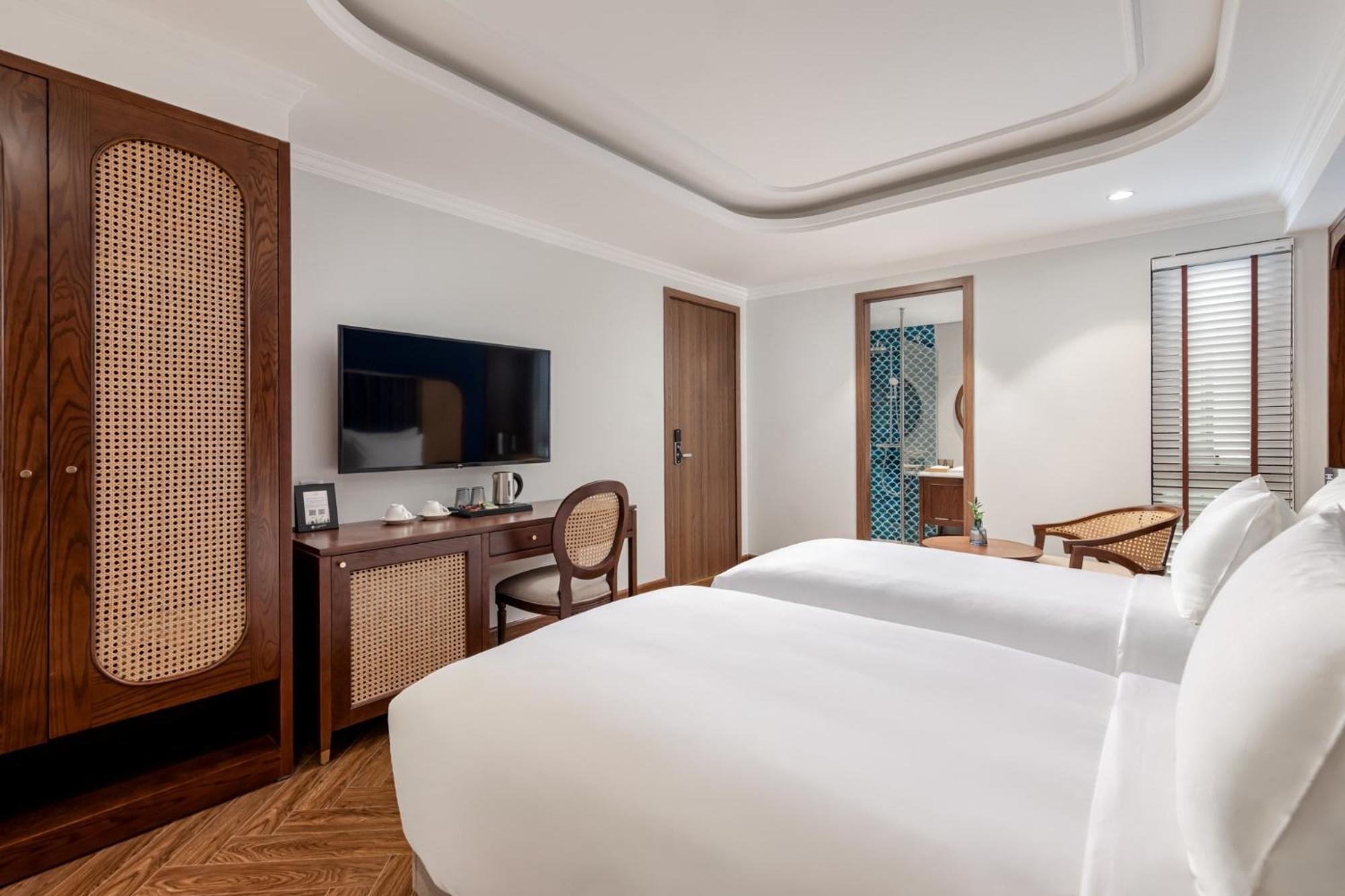 La Siesta Classic Hang Thung Hanoi Exterior photo Deluxe Room