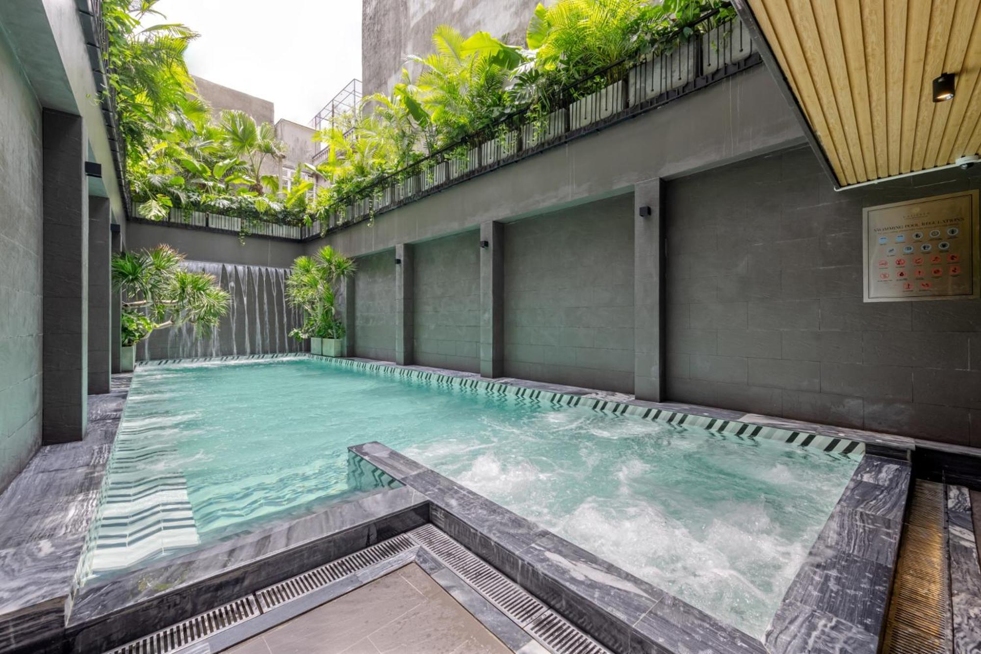 La Siesta Classic Hang Thung Hanoi Exterior photo Swimming pool
