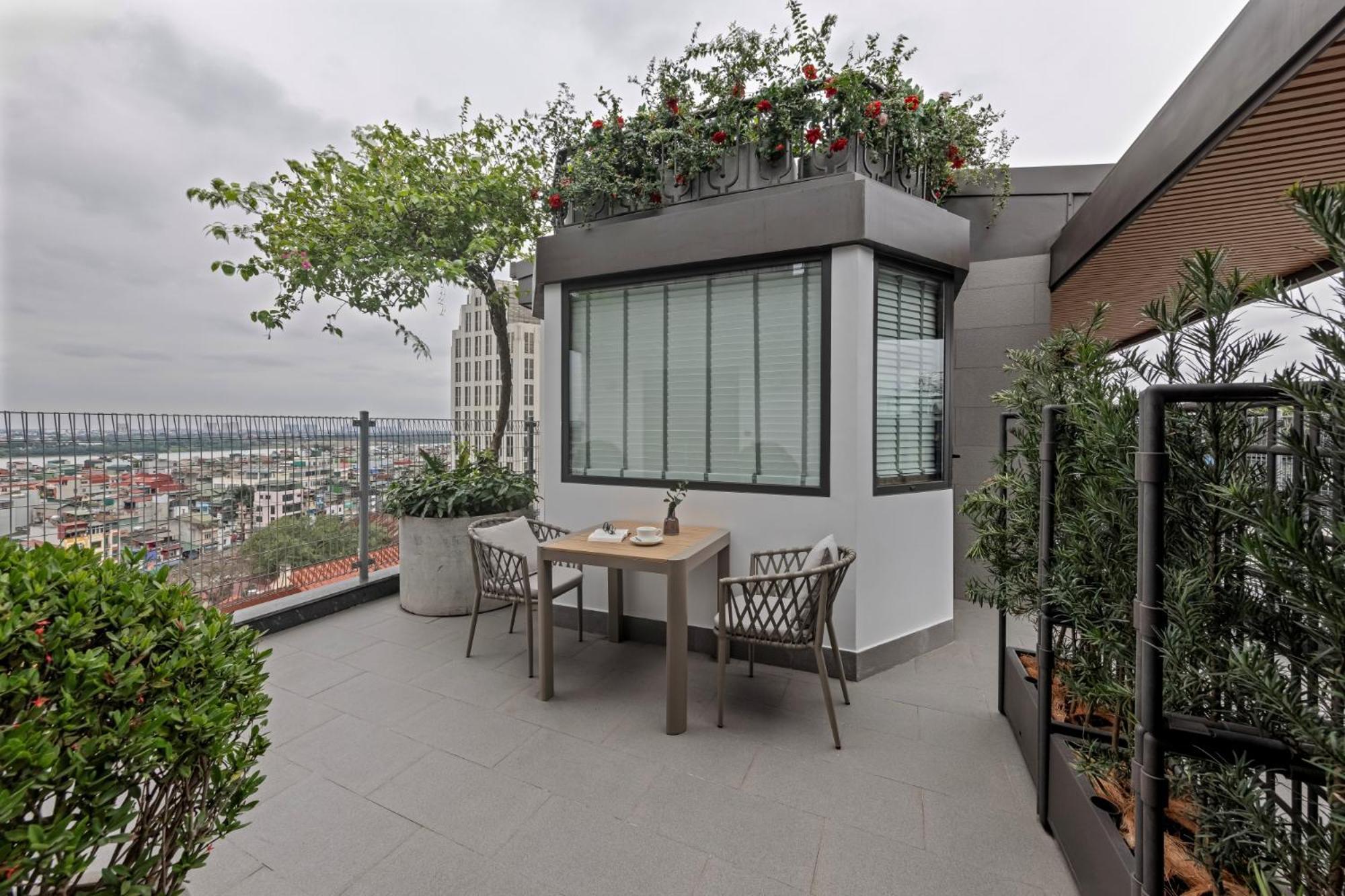 La Siesta Classic Hang Thung Hanoi Exterior photo Rooftop garden